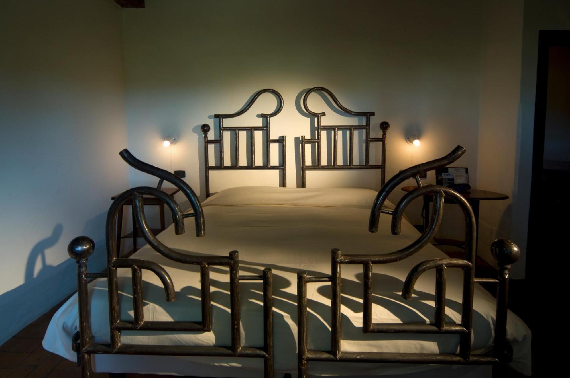 Foro Appio Mansio Hotel Latina Esterno foto