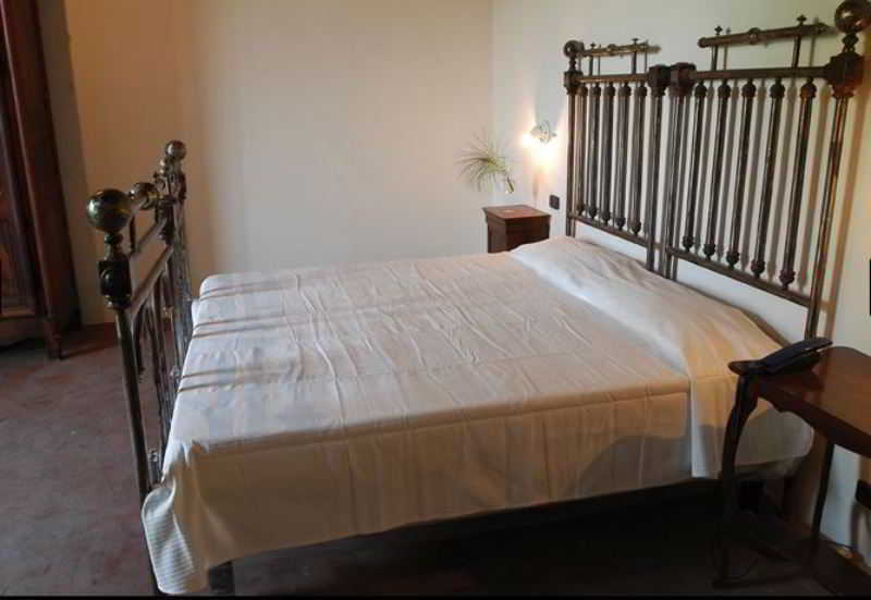Foro Appio Mansio Hotel Latina Esterno foto